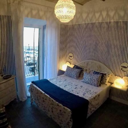 Le Stanze Del Borgo Hotel Нетуно Екстериор снимка