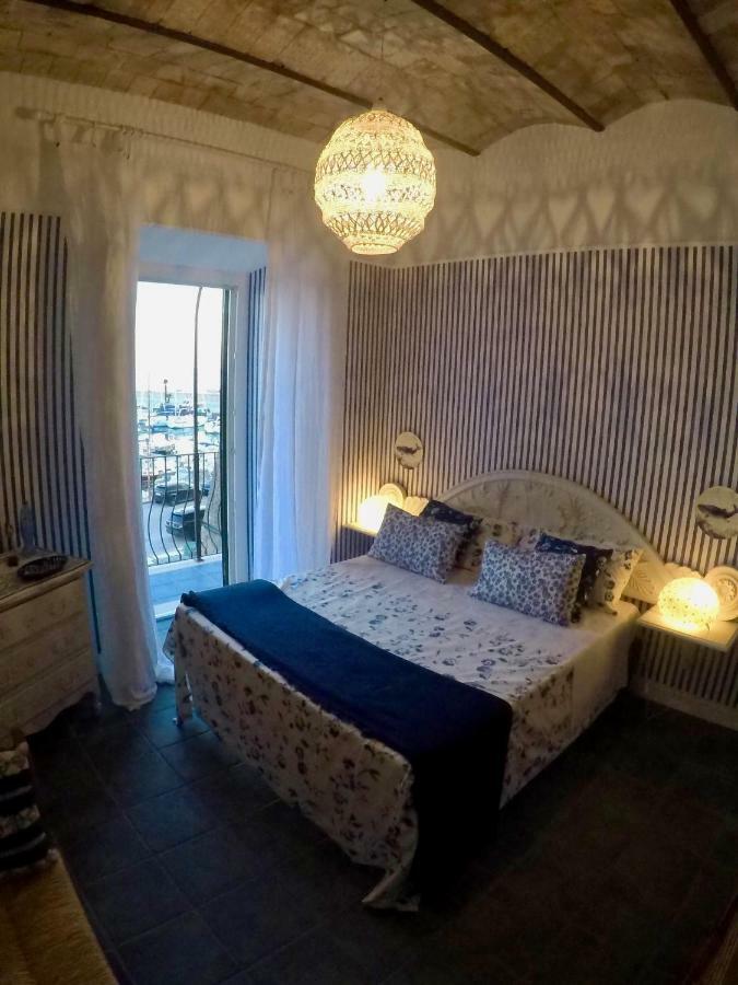 Le Stanze Del Borgo Hotel Нетуно Екстериор снимка