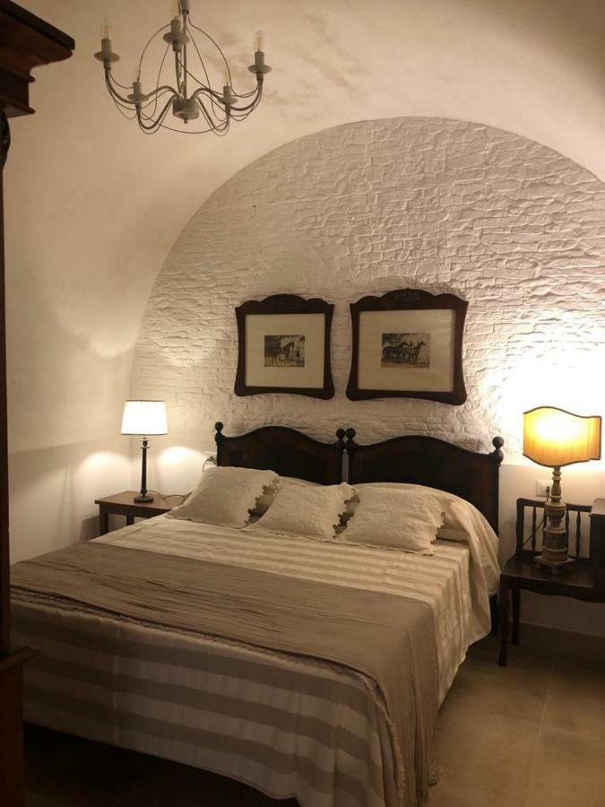 Le Stanze Del Borgo Hotel Нетуно Екстериор снимка