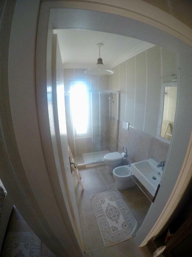 Le Stanze Del Borgo Hotel Нетуно Екстериор снимка