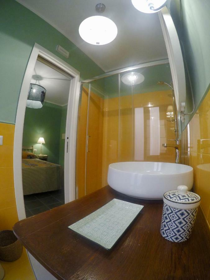 Le Stanze Del Borgo Hotel Нетуно Екстериор снимка